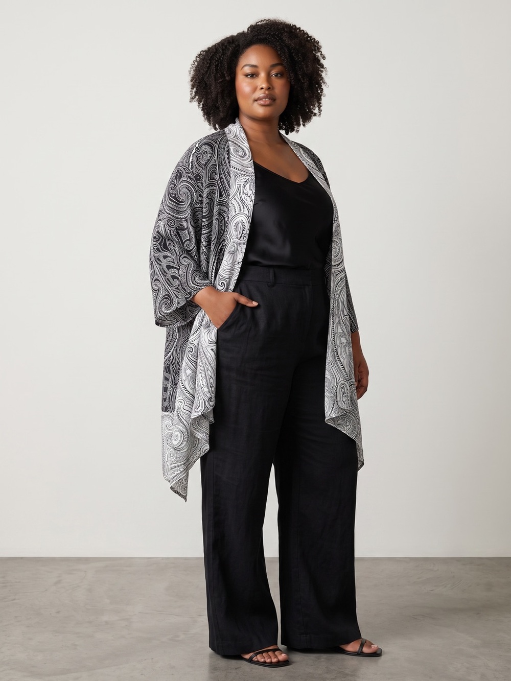 Catherines Black & White Paisley Open-Front Kimono Cardigan